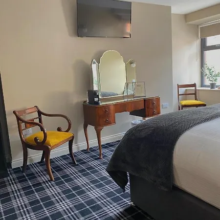 ザ ラウンジ ホテル＆バー 3*