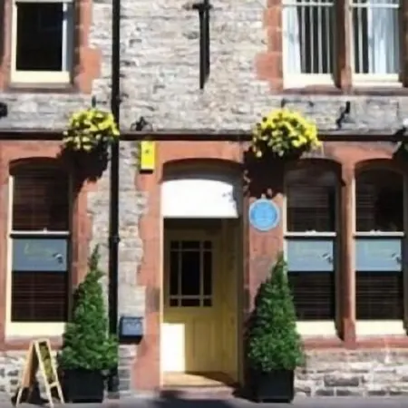 ザ ラウンジ ホテル＆バー ホテル 3*