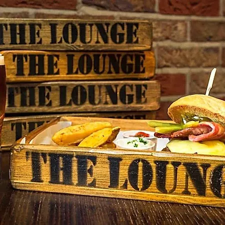 The Lounge & Bar 3*