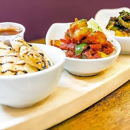 Hotel The Lounge & Bar