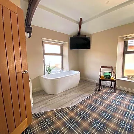 The Lounge & Bar 3* Penrith