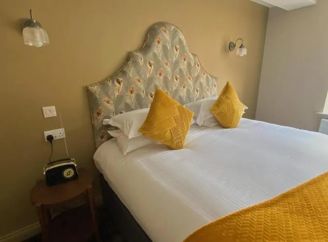 The Lounge & Bar 3* Penrith